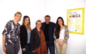 Ausbildungsring Ausländischer Unternehmer eV (AAU). Von links nach rechts: Evgenia Viatkin, Merve Boyaci, ich, Rainer Aliochin (Geschäftsleiter), Maria Isabel Castillo Arredondo