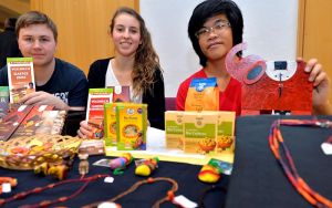 Fraktion-vor-Ort Entwicklungszusammenarbeit mitgestalten in Nürnberg Faire Leckereien