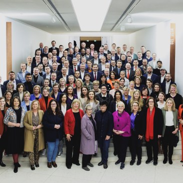 Die neue SPD-Bundestagsfraktion (Bildnachweis: Phototek)